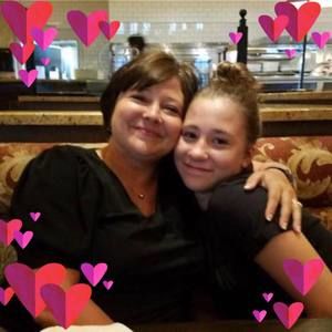 Meet your Posher, Laurie